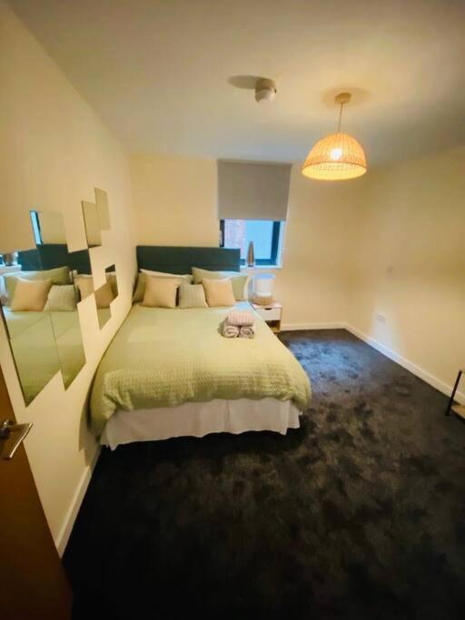 Liverpool City Centre Modern Apartment Fits 6 People ภายนอก รูปภาพ