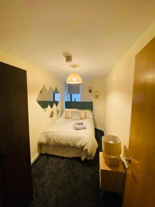 Liverpool City Centre Modern Apartment Fits 6 People ภายนอก รูปภาพ